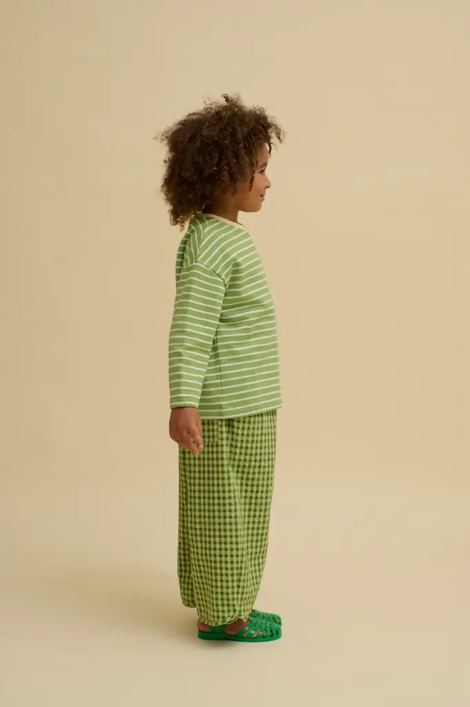 oxox-lookbook-SS25-05283 groot.webp