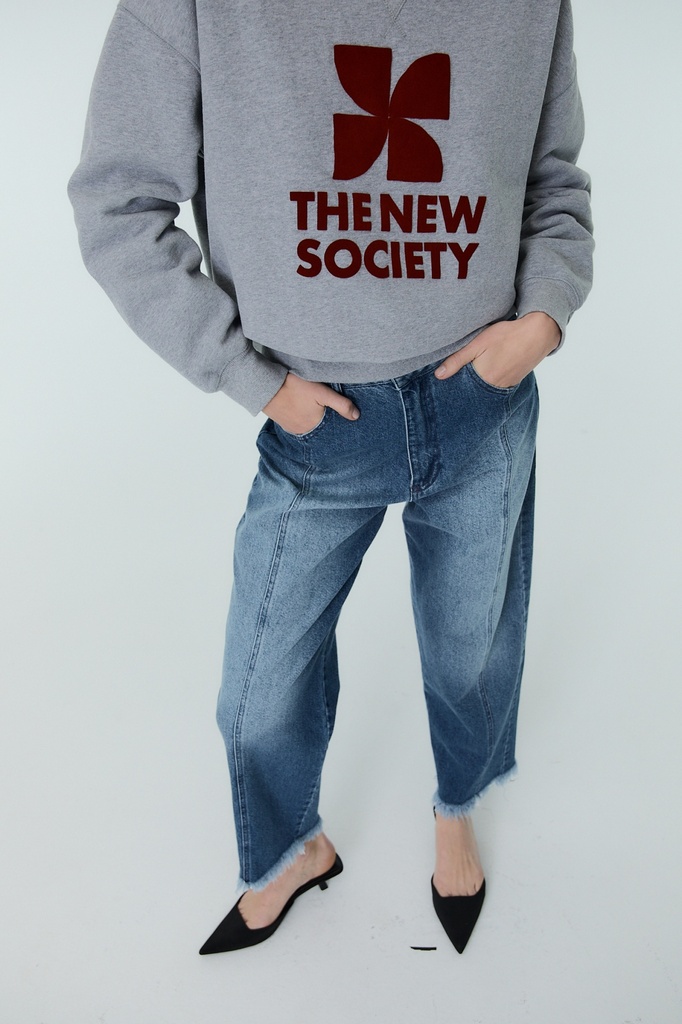 The new society - Space Woman sweater